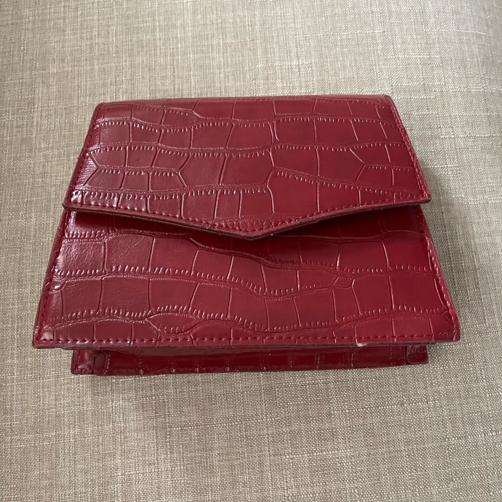 Small reddish handbag